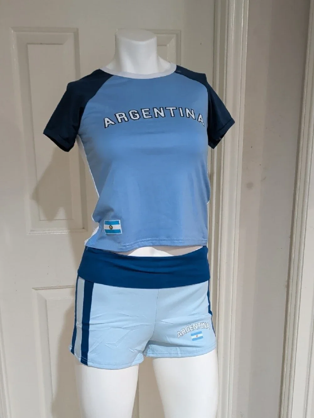 Women's Argentina Light Blue & Navy Athletic Short (M) & Tee (S) Set